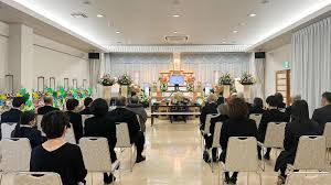 葬儀（お葬式）・家族葬・仏式葬儀・お坊さんの読経（お経）・良心的お布施・安いお布施・葬儀会館